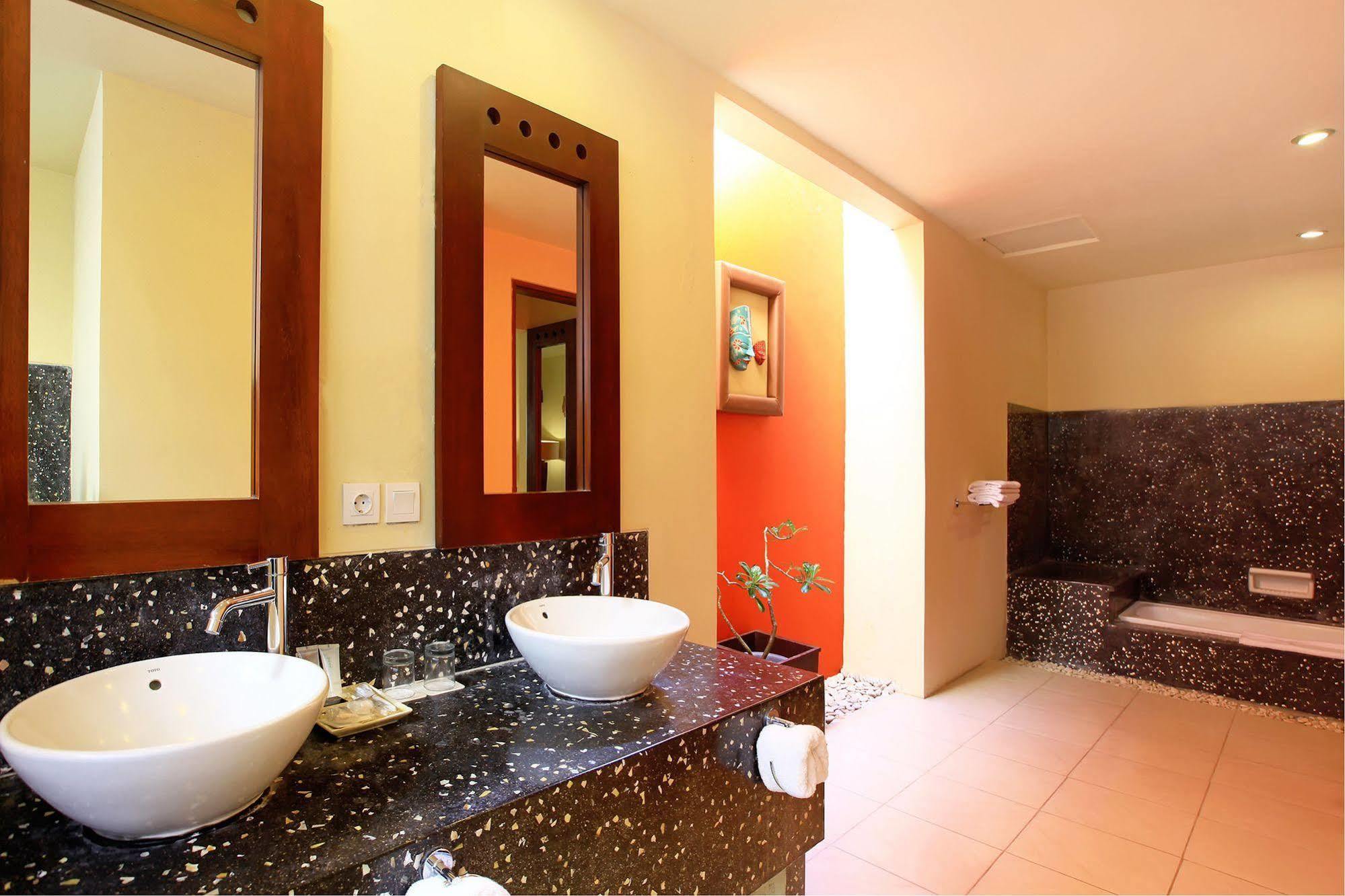Mutiara Jimbaran Villas Kuta Selatan المظهر الخارجي الصورة
